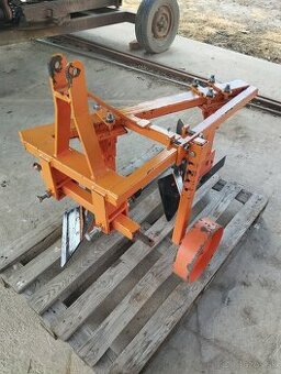 Pluh za malotraktor