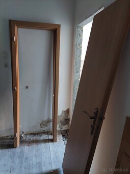 Dvere komplet s kovanim