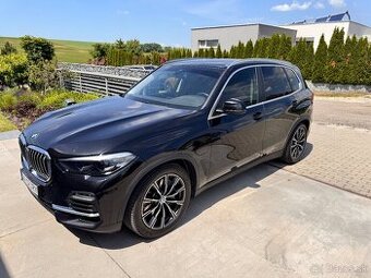BMW X5 45e xDrive - 360 kamery - vzduch