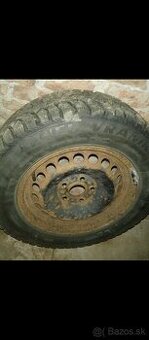Predám zimné pneu na diskoch 5x112, r 15