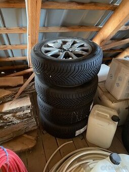 Predám ALU disky s novými pneu na Honda Civic