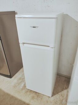 Predám chladničku Zanussi 141cm