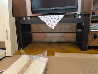 Tv stolík - 1