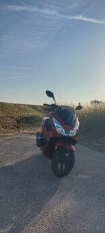 🛵 Prenajmem skúter Honda PCX 125
