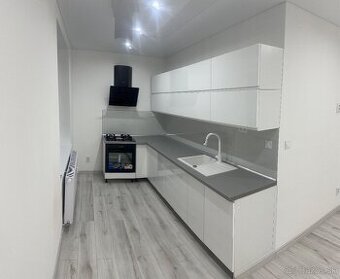 2 izbový byt s balkónom