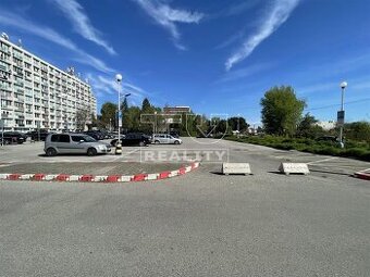 Investičný pozemok s potenciálom-budúcnosť začína tu - v...