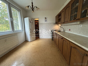 Predaj  3 izbový byt  4 izbový byt  - LEVICE (104-113-MIJKa)