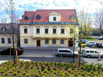 REI PREMIUM - Exkluzívny prenájom barokovej budovy v srdci B