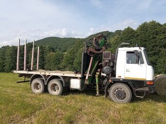 Prepravné/dopravné služby lesovozom Tatra 815 s HR