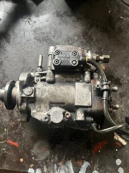 Vstrekovacie čerpadlo VP37