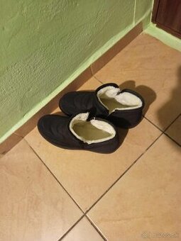 PREDAM KOTNIKOVE CIZMICKY