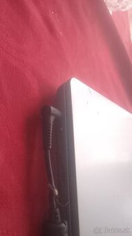 Predavam lenovo notebook