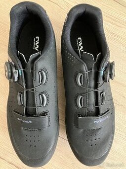 Dámske tretry veľ.41