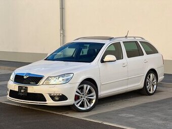Skoda Octavia Combi 2.0TDI CR RS dsg