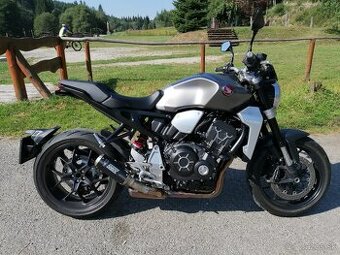 HONDA CB1000R --- len 9000 km QUICKSHIFTER