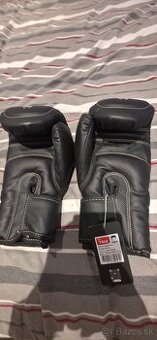 boxerské rukavice venum