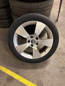 225/45 R17 5x112 SKODA OCTAVIA