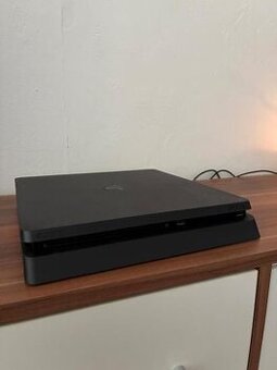 VYMENIM PS4 CITAT POPIS