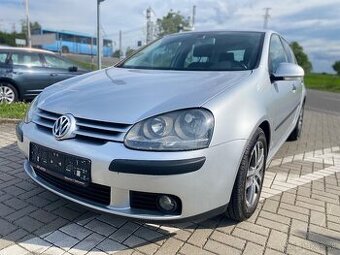 Volkswagen Golf V