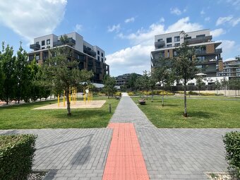 Prenájom 1-i bytu s parkovaním Slnečnice Viladomy