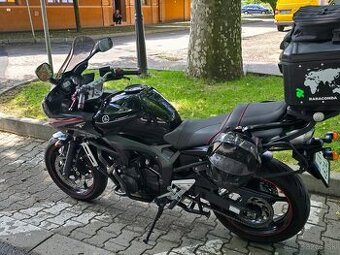 Yamaha FZ6 verzia S2 r.v.2008 výkon 72kw/98koni