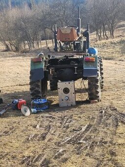 Malotraktor domácej výroby v3s
