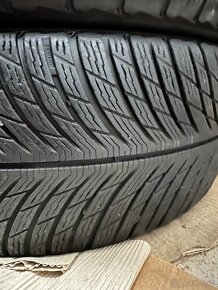 225/50 r18