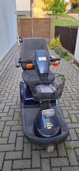 Senior trojkolka