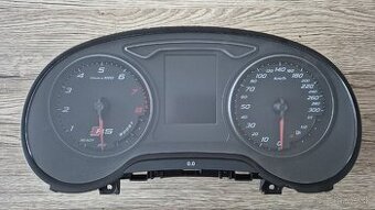 Pristrojova doska, budíky, Audi RS3