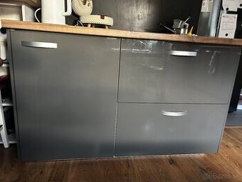 Dvierka kuchynskej linky ikea Metod