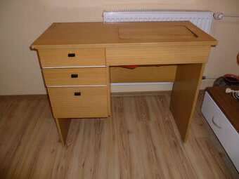 Predám šijací stroj VERITAS