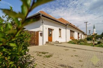 Bátovce, dom o veľkosti bytu s veľkým pozemkom