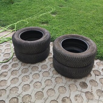 215/65 R16 GoodYear Vector 4Seasons Gen-3