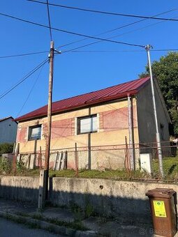 Predám 4izbový RD, Školská ul. - Handlová.