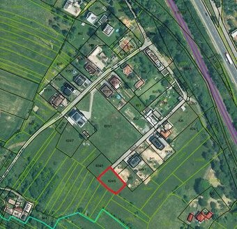 Kriváň – invest. pozemok v intraviláne, s cestou, 703 m2