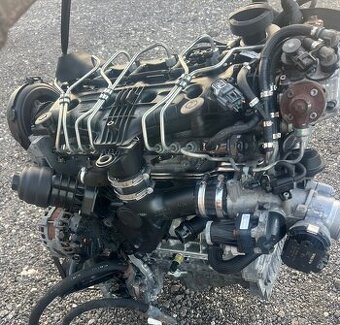 Motor Volvo D5204t7