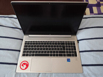 HP ProBook 450 G9