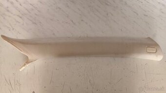 Pravý A stlpik audi a6 c7