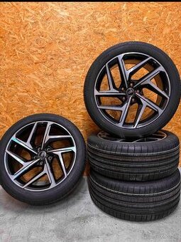 ORIG.AUDI SQ6 Q6 E-tron R21 255/45/21.285/40/21.NOVE