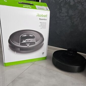 Roomba i7158