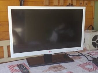 LG Lcd smart Tv "26" (66cm)