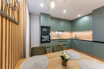 Nad Jazerom - 3 izb. byt ul. POLUDNÍKOVÁ, 71 m2 + loggia. No