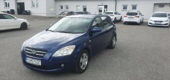 Kia ceed 1.4i  77kw 105k  naj. 126 tkm 8/2008