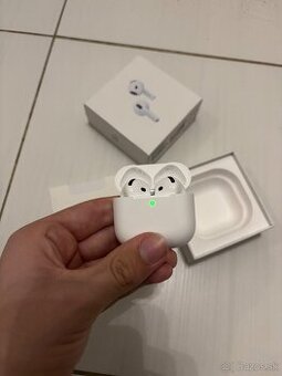 AirPods 4 (ANC)-top stav, záruka