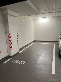 PARKOVACIE MIESTO SKY PARK v garáži na -1. poschodí 4 veža
