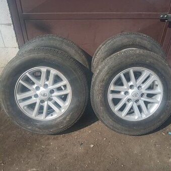 Predám 17 kolesá Toyota hilux