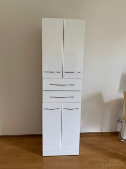 Kúpeľňová skrinka