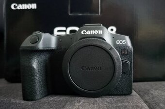 Canon EOS R8