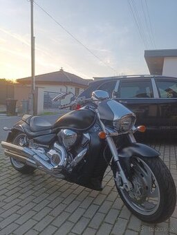 Suzuki VZR 1800 intruder