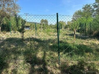 Pozemok 3563 m2 v krásnom a tichom prostredí hneď pod lesom